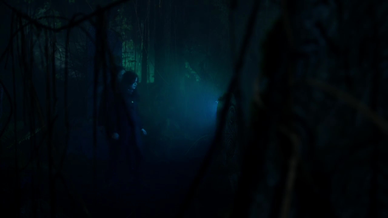 Charmed-Online-dot-nl_Charmed-1x15SwitchesAndStones00336.jpg