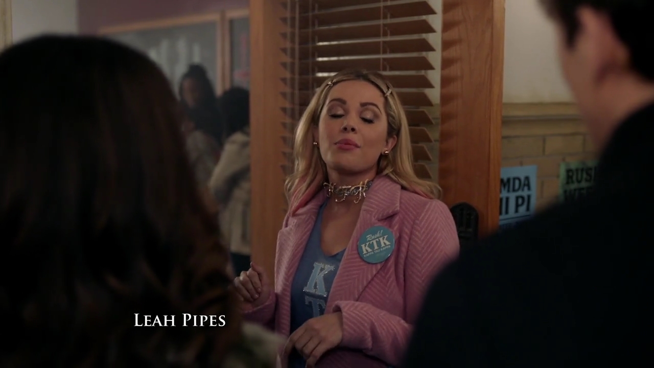 Charmed-Online-dot-nl_Charmed-1x15SwitchesAndStones00378.jpg