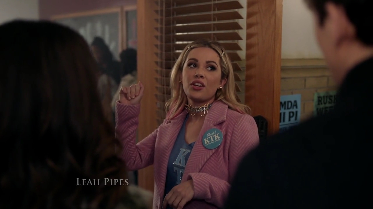 Charmed-Online-dot-nl_Charmed-1x15SwitchesAndStones00380.jpg