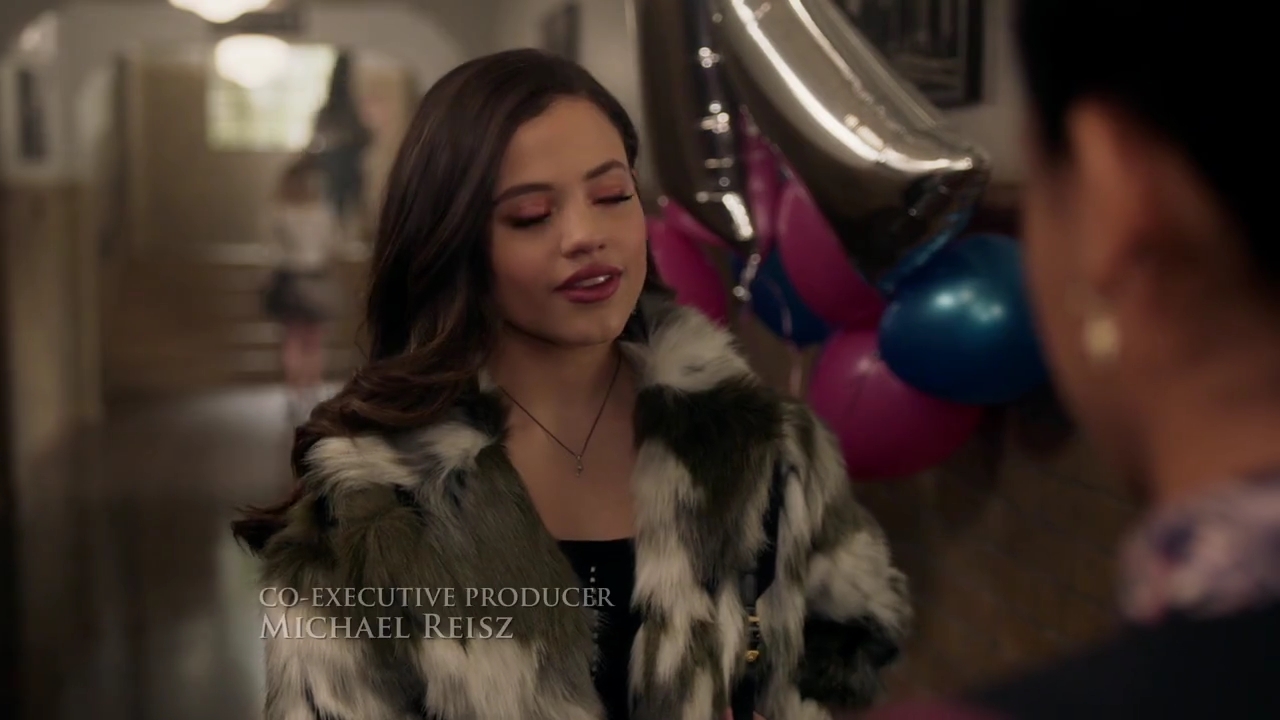 Charmed-Online-dot-nl_Charmed-1x15SwitchesAndStones00422.jpg