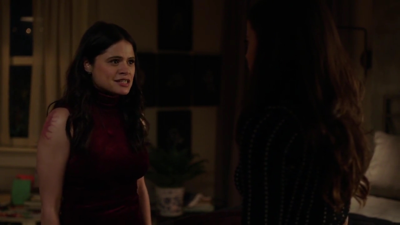 Charmed-Online-dot-nl_Charmed-1x15SwitchesAndStones00520.jpg