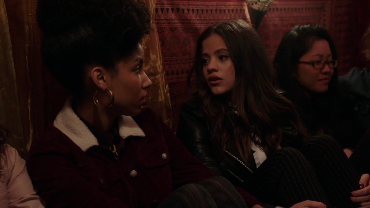 Charmed-Online-dot-nl_Charmed-1x15SwitchesAndStones01089.jpg
