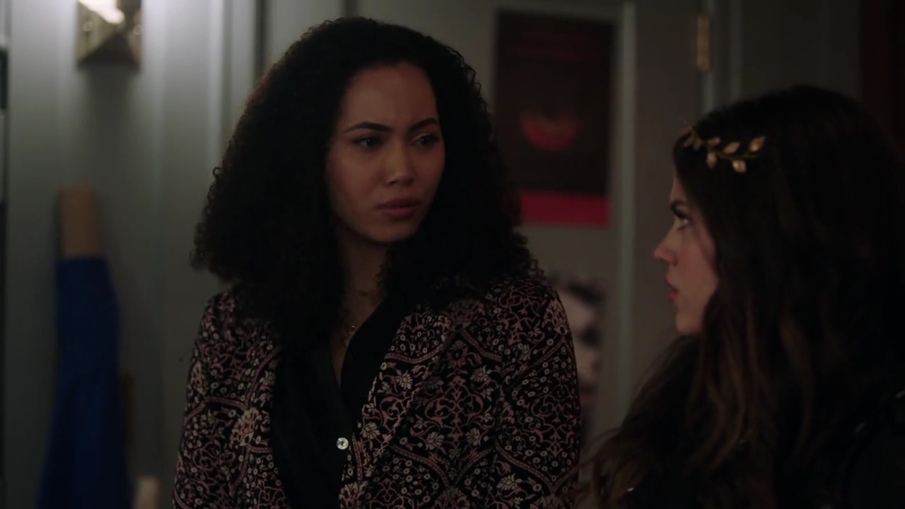 Charmed-Online-dot-nl_Charmed-1x15SwitchesAndStones01665.jpg