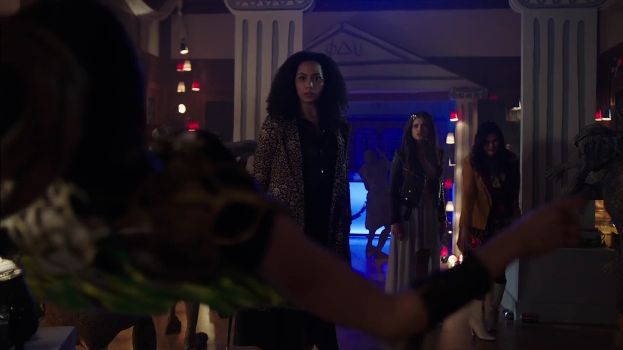 Charmed-Online-dot-nl_Charmed-1x15SwitchesAndStones01973.jpg