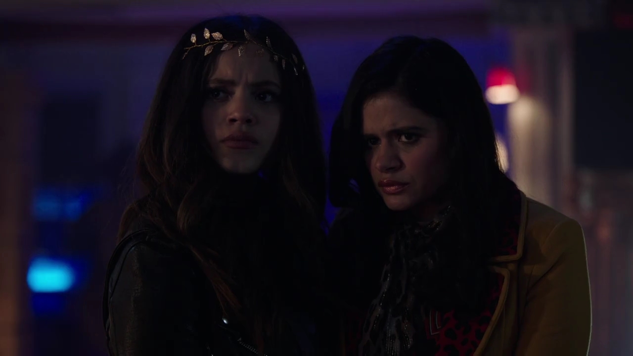 Charmed-Online-dot-nl_Charmed-1x15SwitchesAndStones02022.jpg