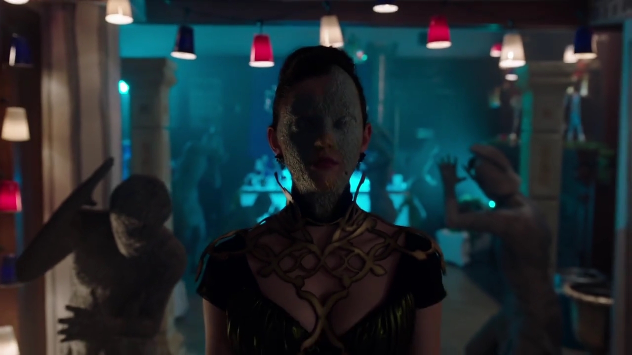 Charmed-Online-dot-nl_Charmed-1x15SwitchesAndStones02054.jpg