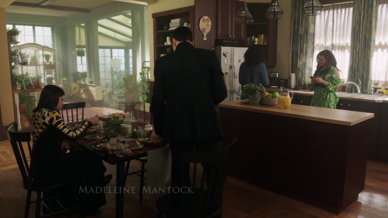 Charmed-Online-dot-nl_Charmed-1x16MementoMori00102.jpg
