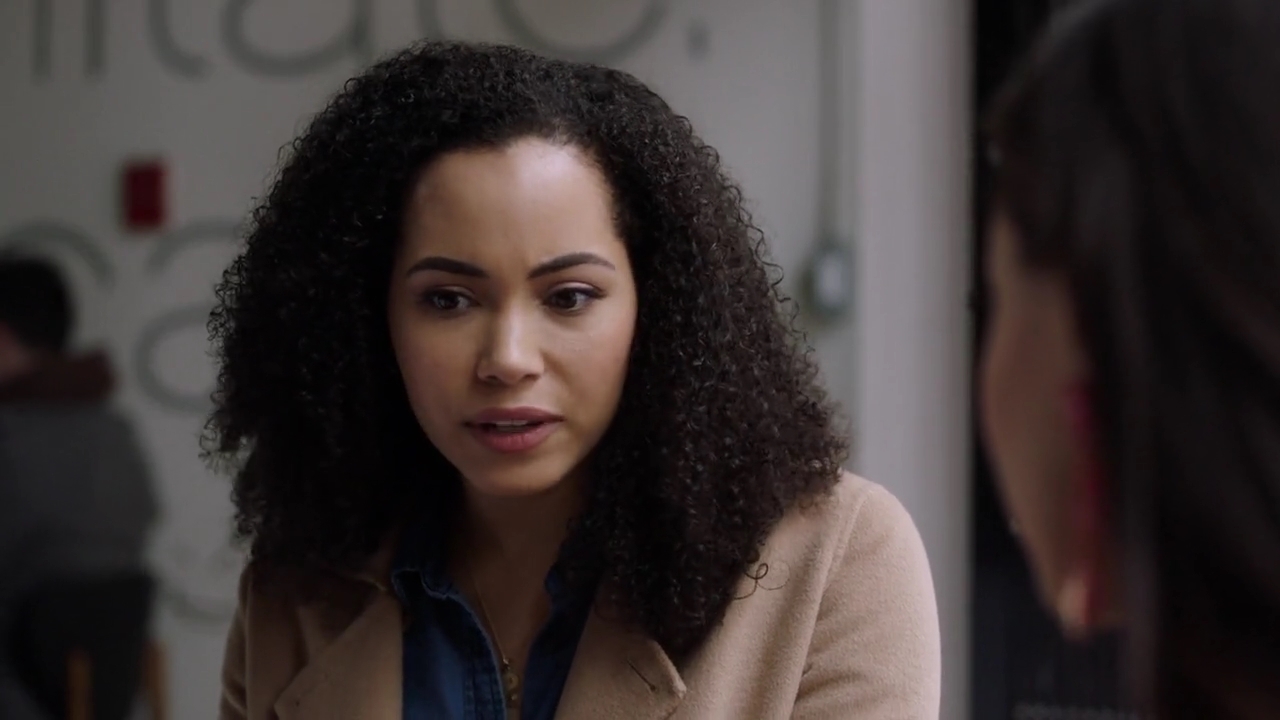 Charmed-Online-dot-nl_Charmed-1x16MementoMori00260.jpg