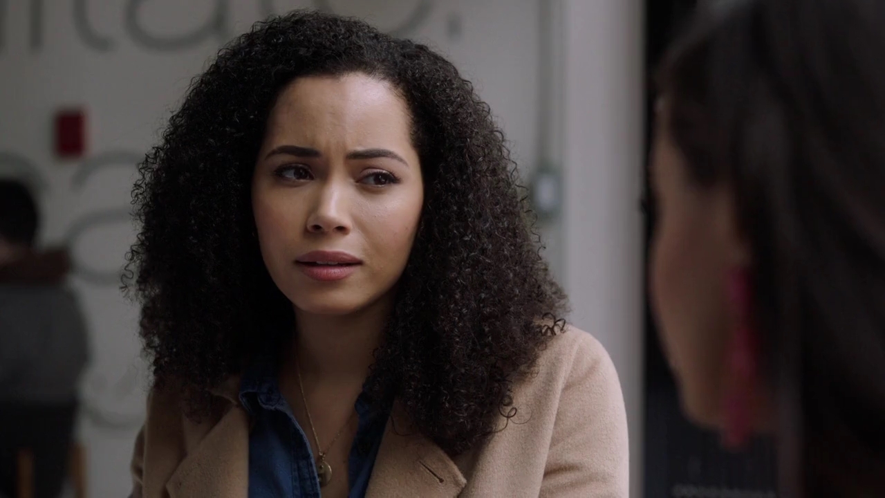 Charmed-Online-dot-nl_Charmed-1x16MementoMori00290.jpg