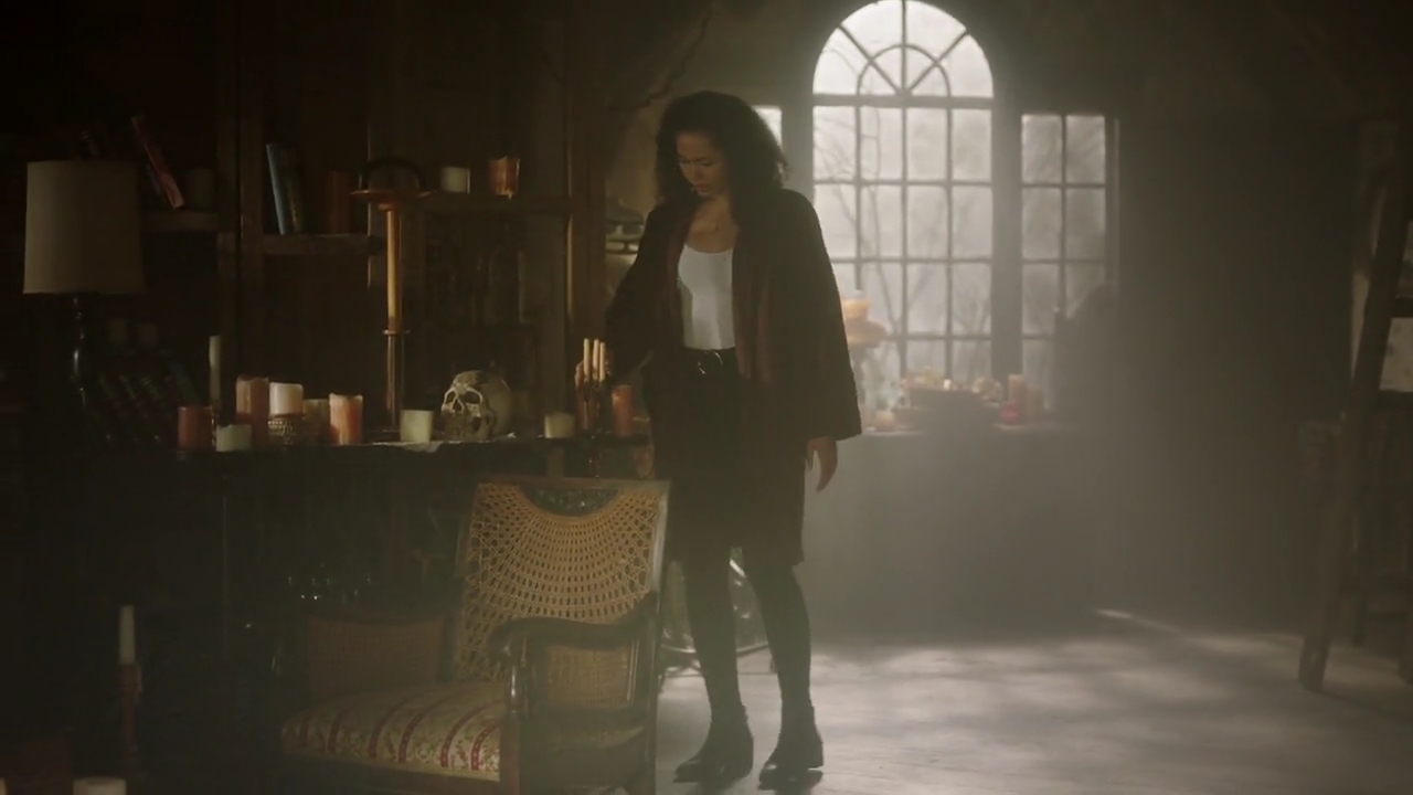 Charmed-Online-dot-nl_Charmed-1x16MementoMori01369.jpg