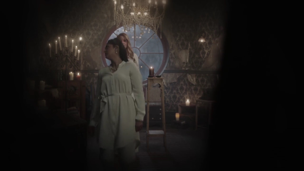 Charmed-Online-dot-nl_Charmed-1x16MementoMori01460.jpg