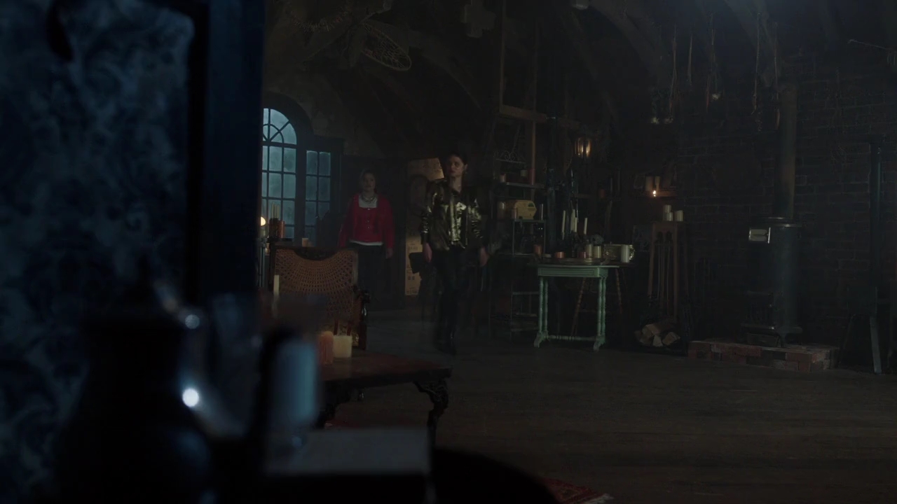 Charmed-Online-dot-nl_Charmed-1x16MementoMori01669.jpg