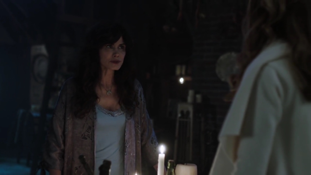 Charmed-Online-dot-nl_Charmed-1x16MementoMori01896.jpg