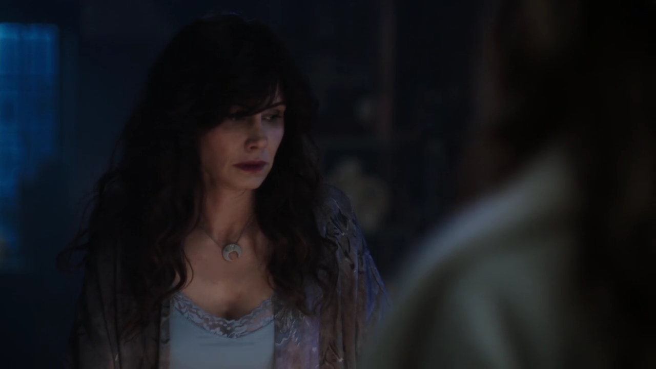 Charmed-Online-dot-nl_Charmed-1x16MementoMori01927.jpg