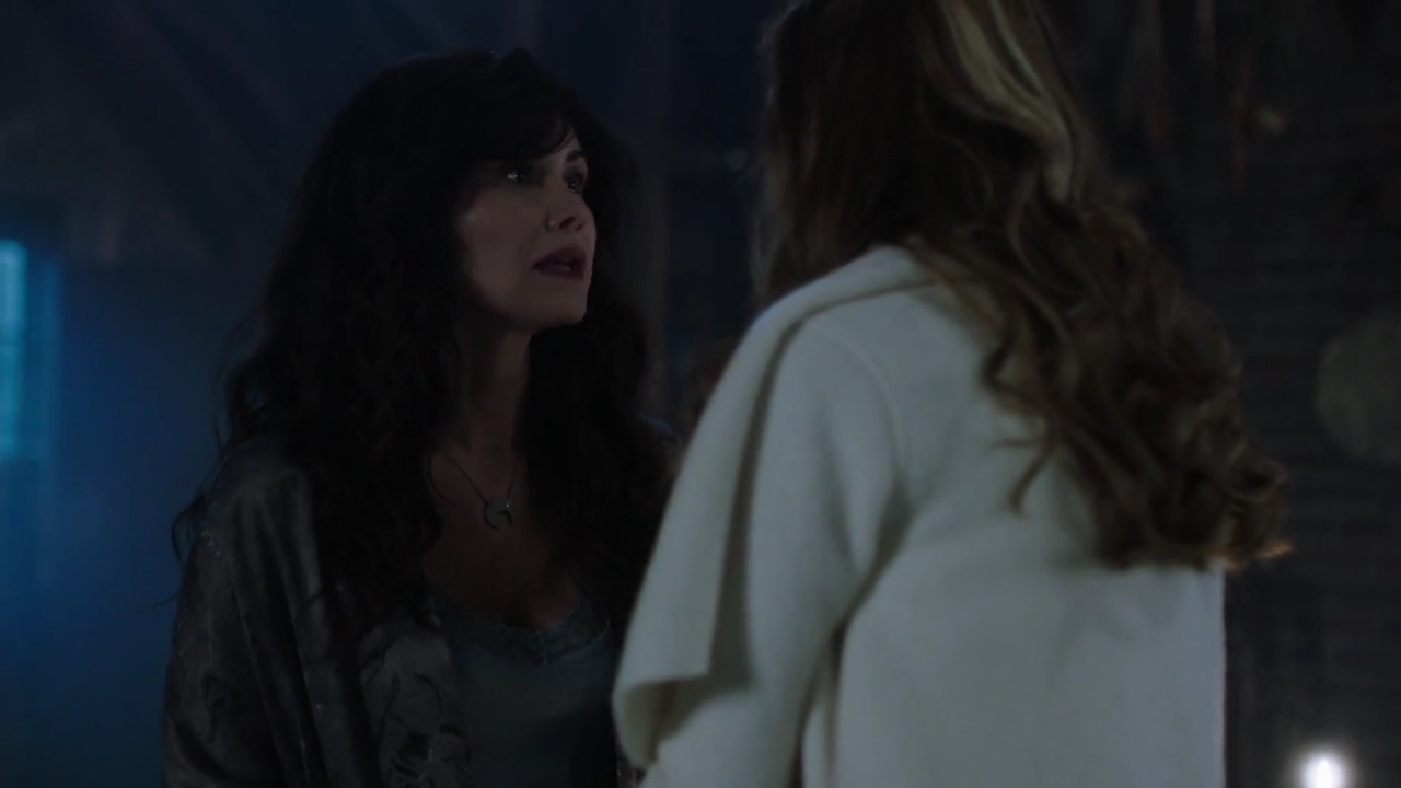 Charmed-Online-dot-nl_Charmed-1x16MementoMori01969.jpg