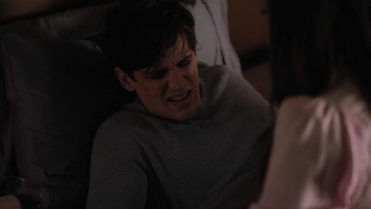 Charmed-Online-dot-nl_Charmed-1x16MementoMori02245.jpg
