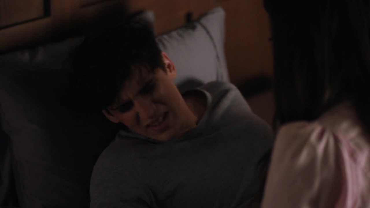 Charmed-Online-dot-nl_Charmed-1x16MementoMori02247.jpg