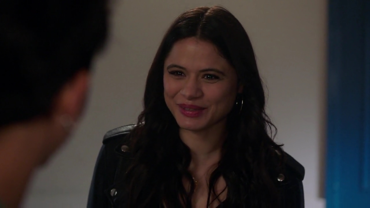 Charmed-Online-dot-nl_Charmed-1x17Surrender00268.jpg