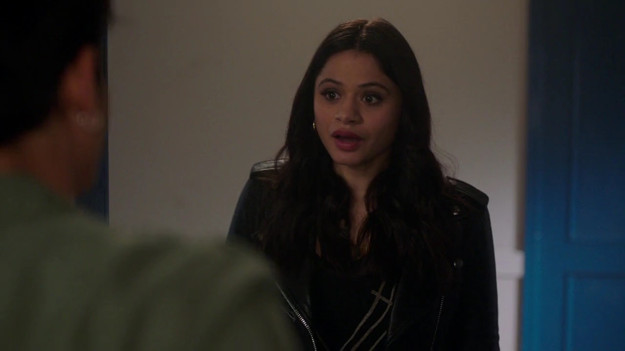 Charmed-Online-dot-nl_Charmed-1x17Surrender00275.jpg
