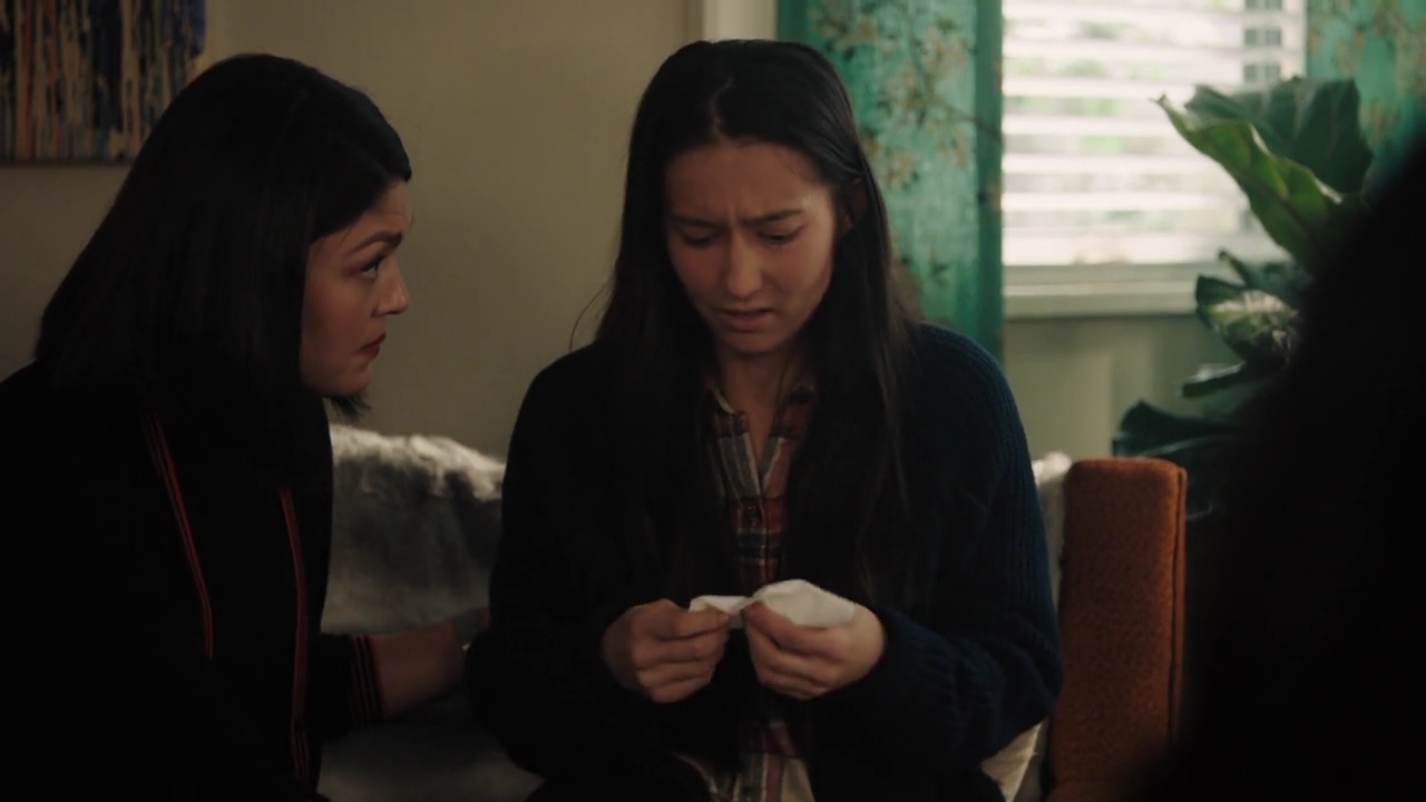 Charmed-Online-dot-nl_Charmed-1x17Surrender00339.jpg