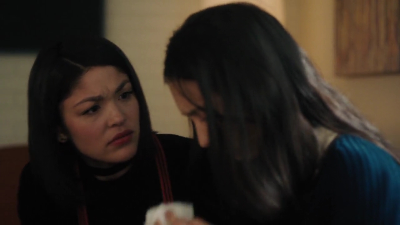 Charmed-Online-dot-nl_Charmed-1x17Surrender00344.jpg