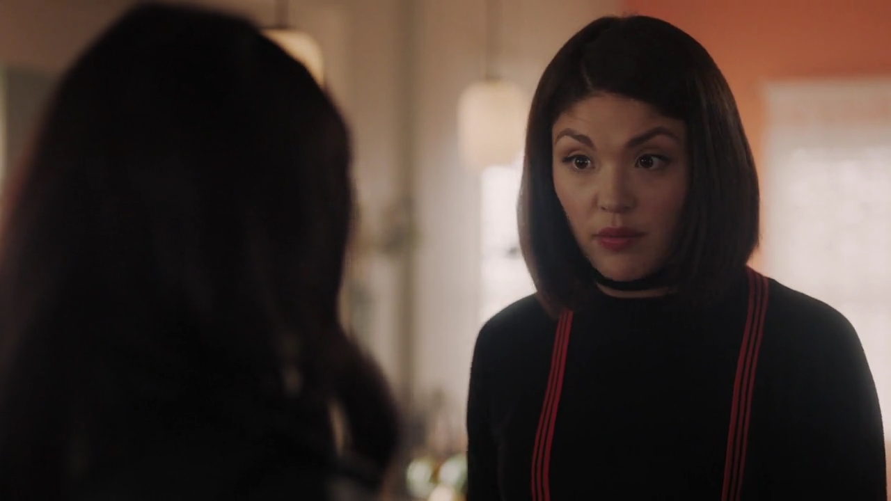 Charmed-Online-dot-nl_Charmed-1x17Surrender00376.jpg
