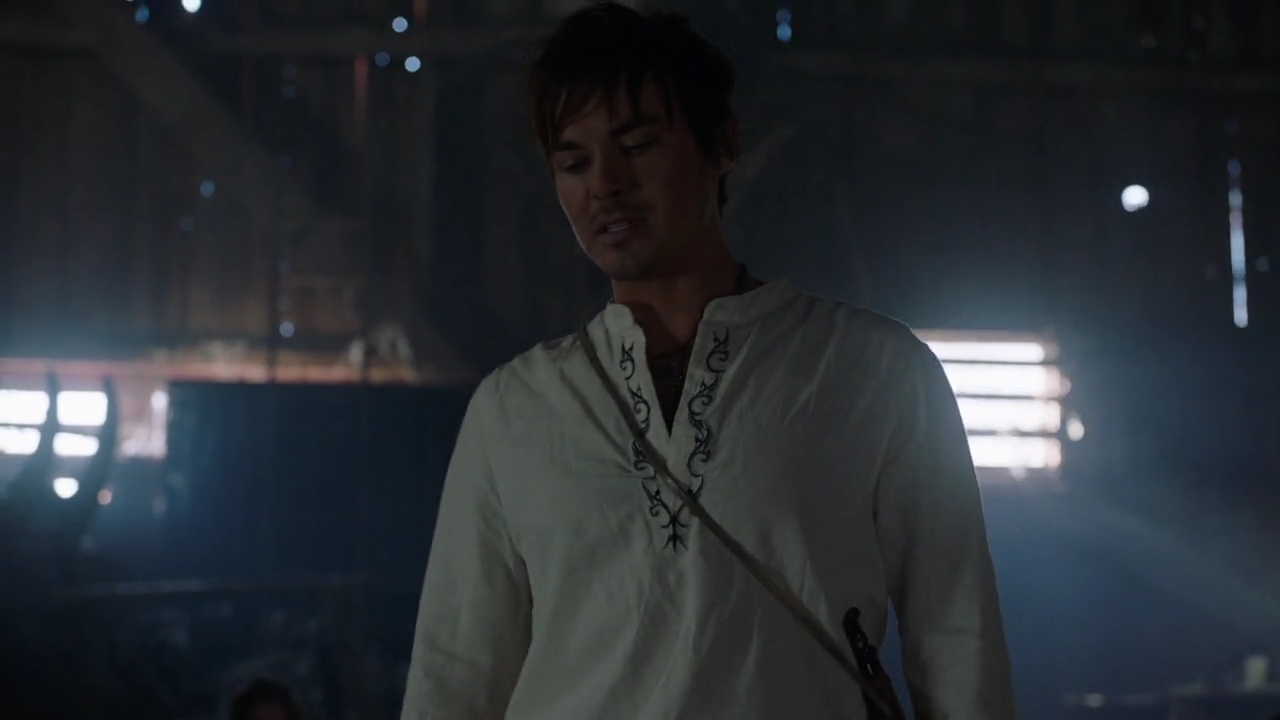 Charmed-Online-dot-nl_Charmed-1x17Surrender00442.jpg