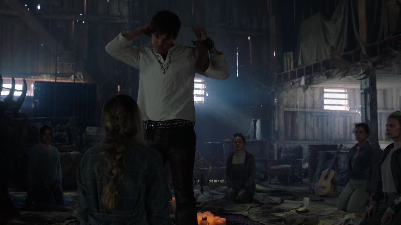 Charmed-Online-dot-nl_Charmed-1x17Surrender00447.jpg