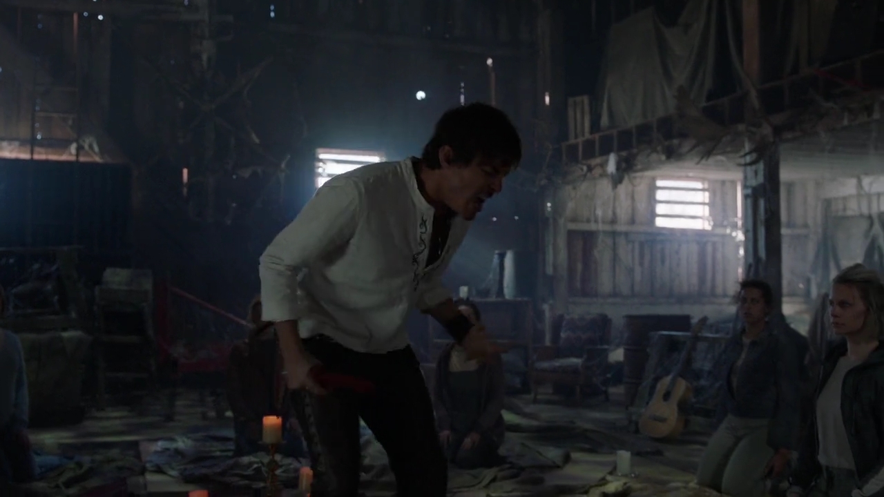 Charmed-Online-dot-nl_Charmed-1x17Surrender00469.jpg