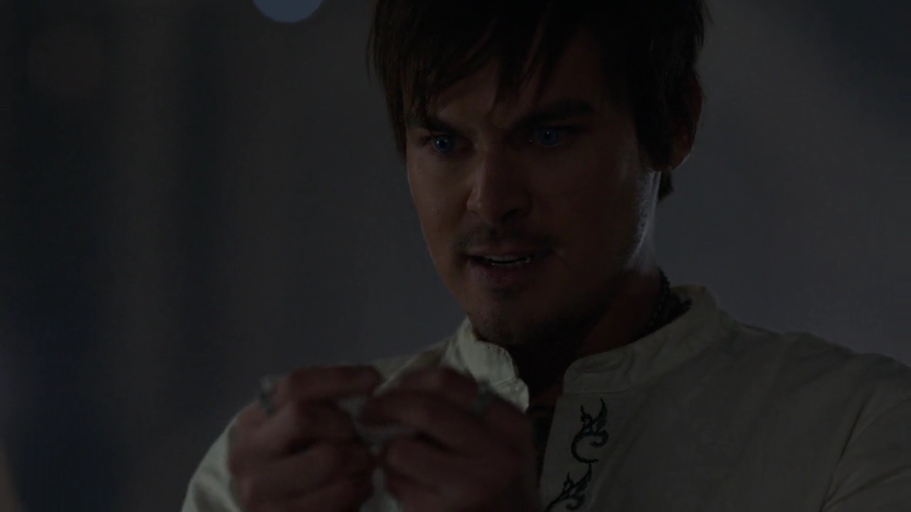 Charmed-Online-dot-nl_Charmed-1x17Surrender00489.jpg