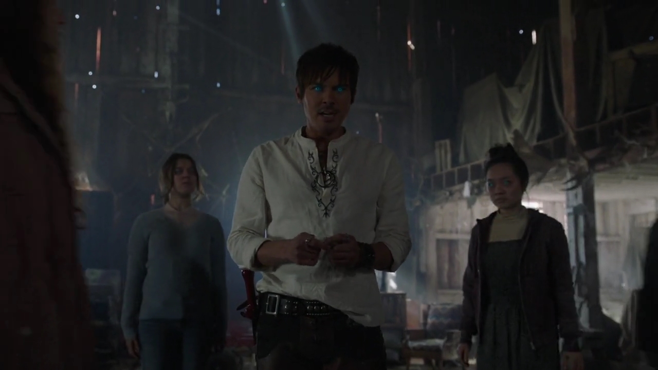 Charmed-Online-dot-nl_Charmed-1x17Surrender00494.jpg