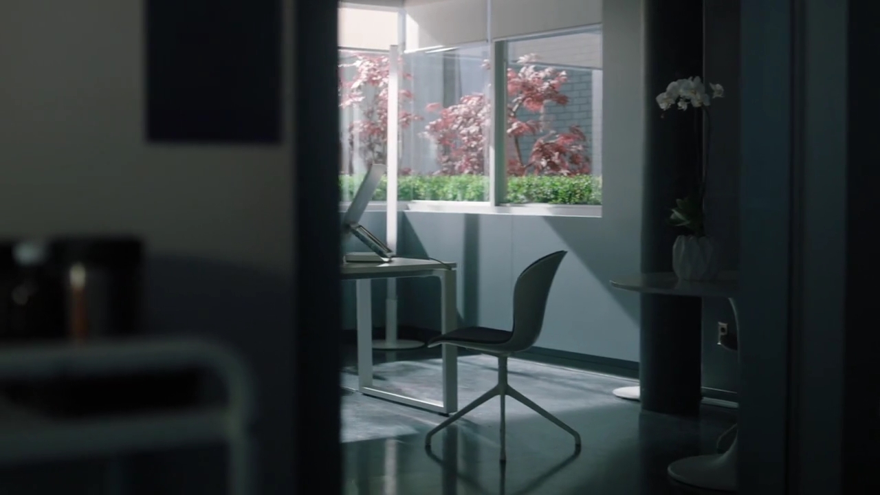 Charmed-Online-dot-nl_Charmed-1x17Surrender00505.jpg