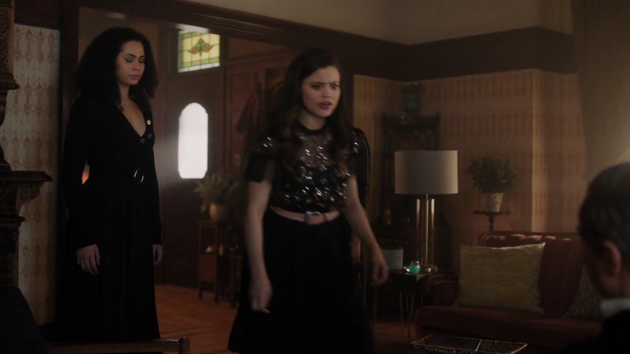 Charmed-Online-dot-nl_Charmed-1x17Surrender00612.jpg
