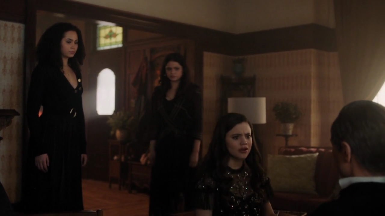 Charmed-Online-dot-nl_Charmed-1x17Surrender00613.jpg