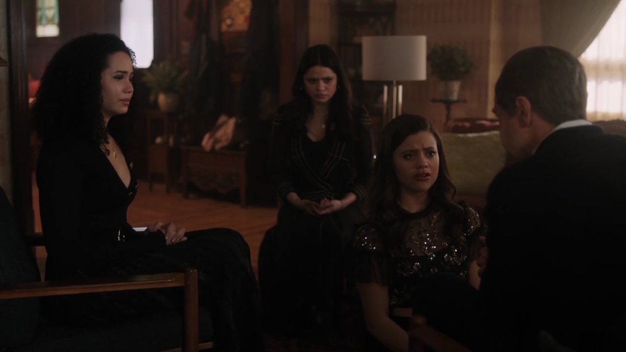 Charmed-Online-dot-nl_Charmed-1x17Surrender00687.jpg