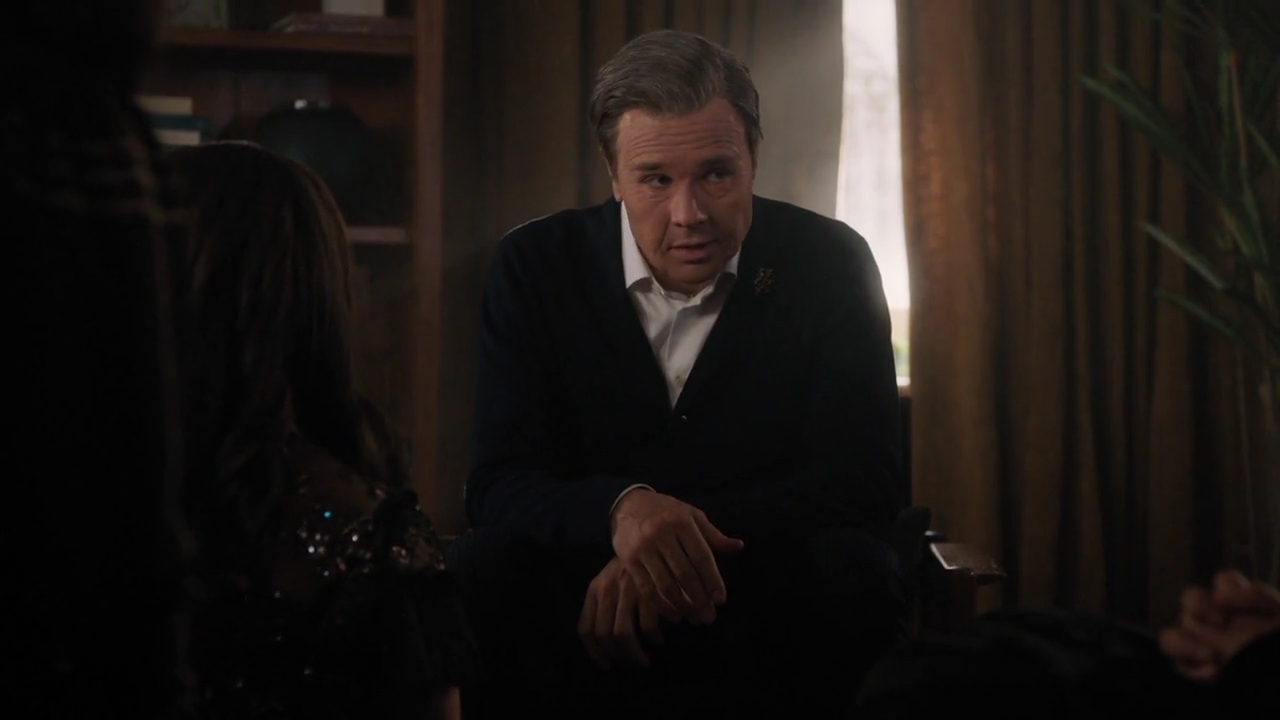 Charmed-Online-dot-nl_Charmed-1x17Surrender00692.jpg
