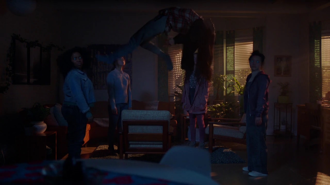 Charmed-Online-dot-nl_Charmed-1x17Surrender00767.jpg