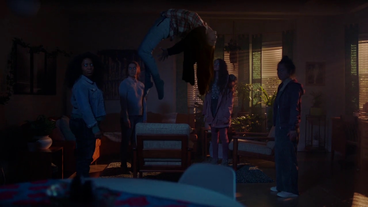 Charmed-Online-dot-nl_Charmed-1x17Surrender00774.jpg