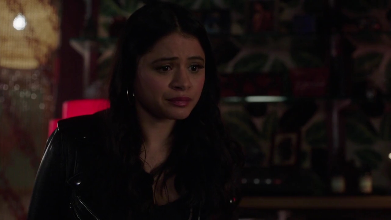 Charmed-Online-dot-nl_Charmed-1x17Surrender00829.jpg
