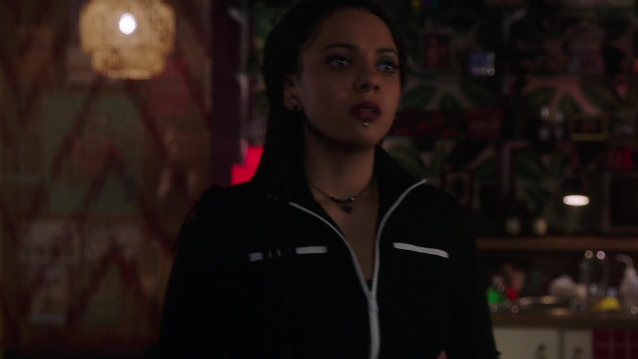 Charmed-Online-dot-nl_Charmed-1x17Surrender00877.jpg