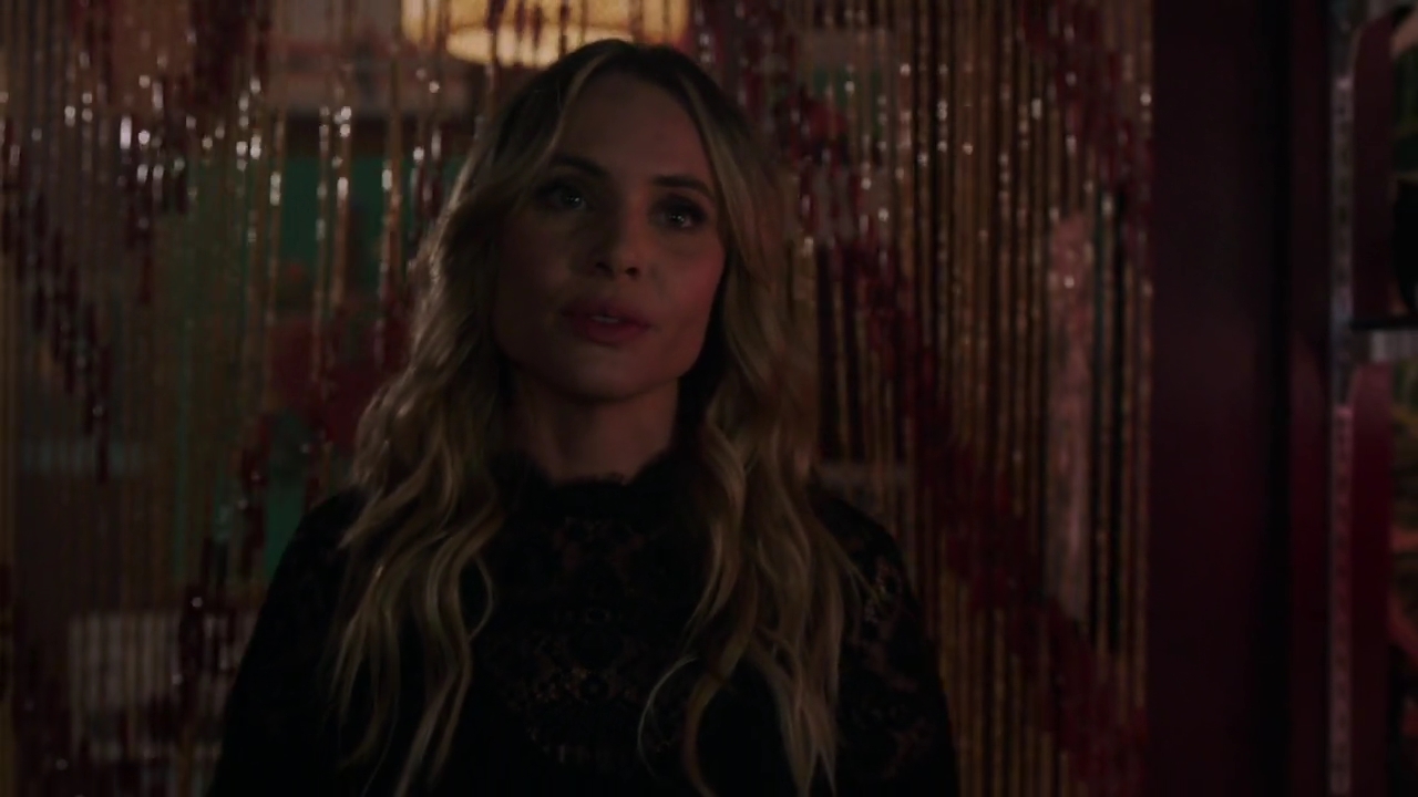 Charmed-Online-dot-nl_Charmed-1x17Surrender00891.jpg