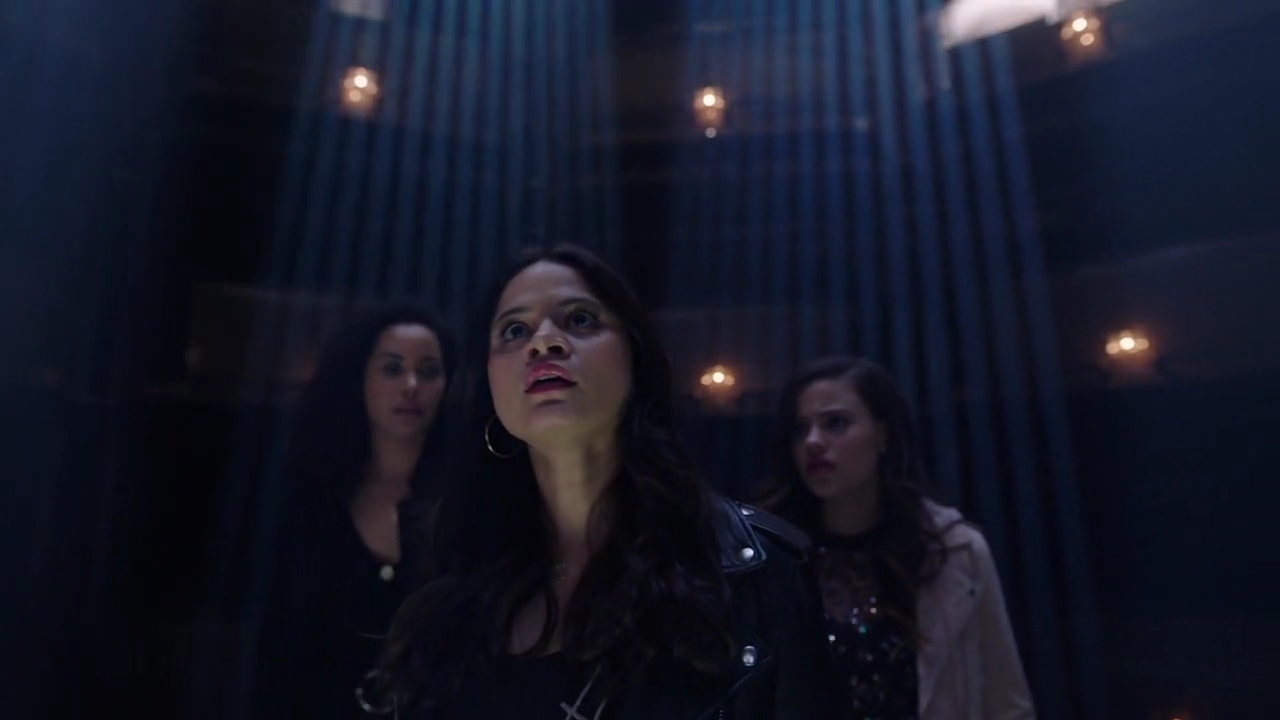 Charmed-Online-dot-nl_Charmed-1x17Surrender00971.jpg
