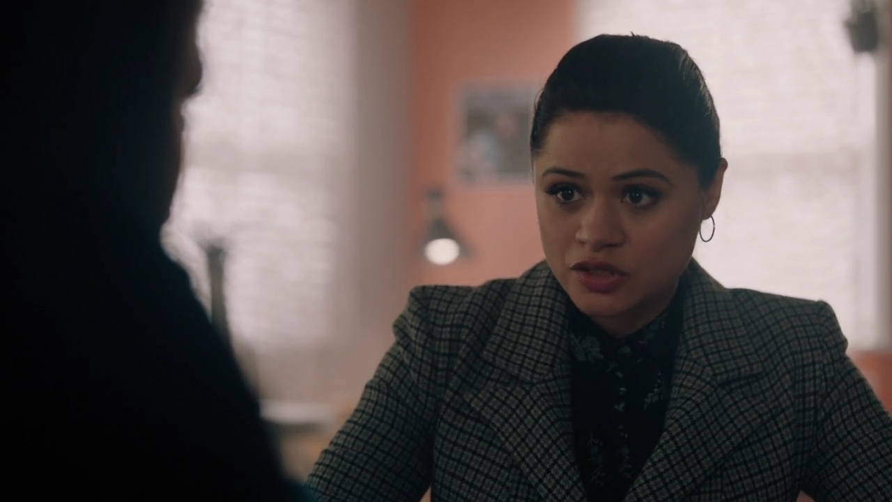 Charmed-Online-dot-nl_Charmed-1x17Surrender01077.jpg