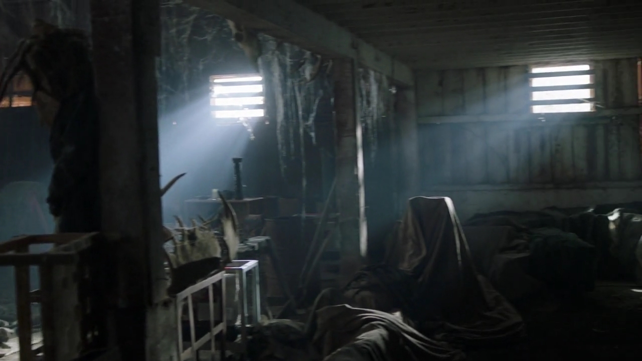 Charmed-Online-dot-nl_Charmed-1x17Surrender01756.jpg