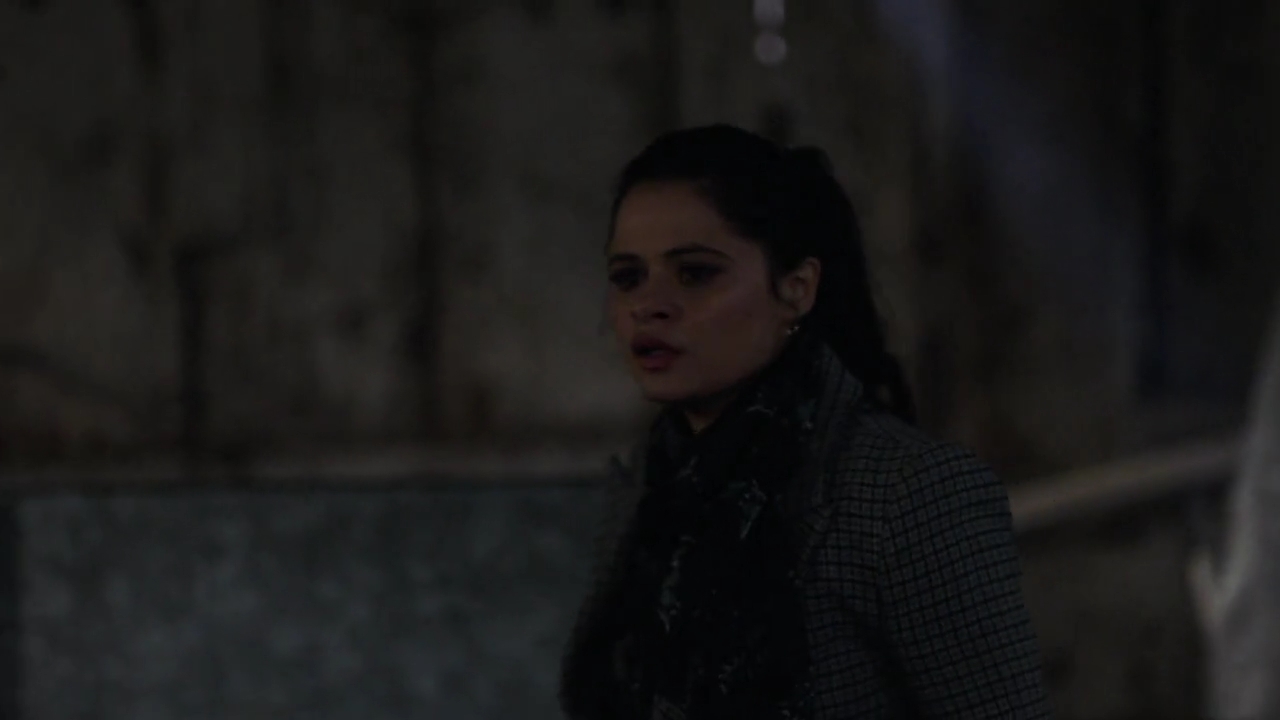 Charmed-Online-dot-nl_Charmed-1x17Surrender01761.jpg