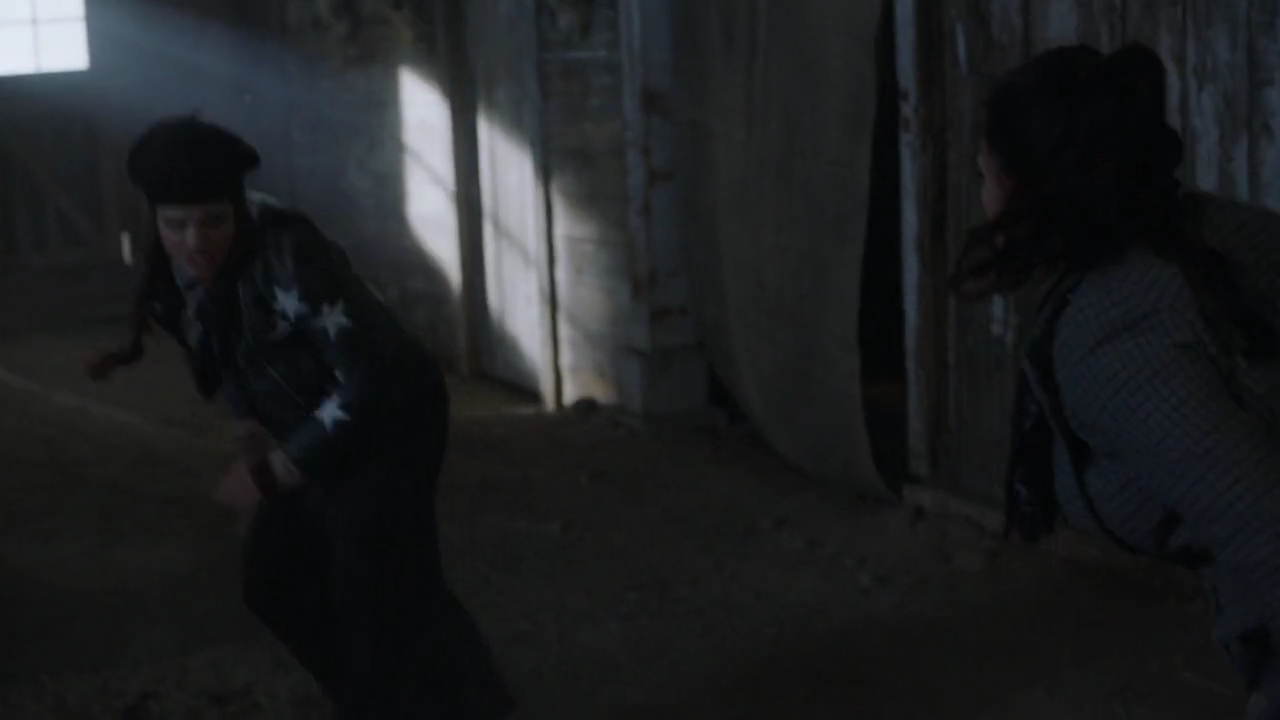 Charmed-Online-dot-nl_Charmed-1x17Surrender01883.jpg