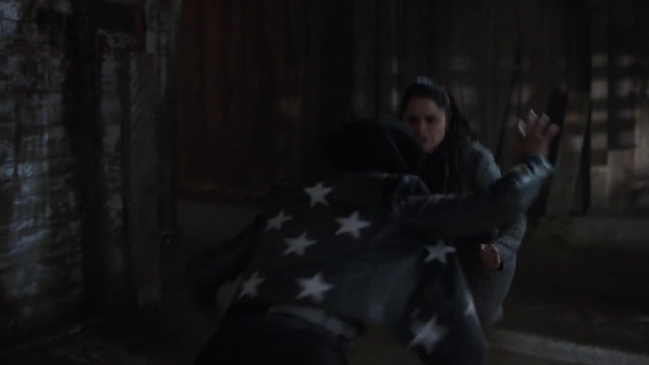 Charmed-Online-dot-nl_Charmed-1x17Surrender01884.jpg