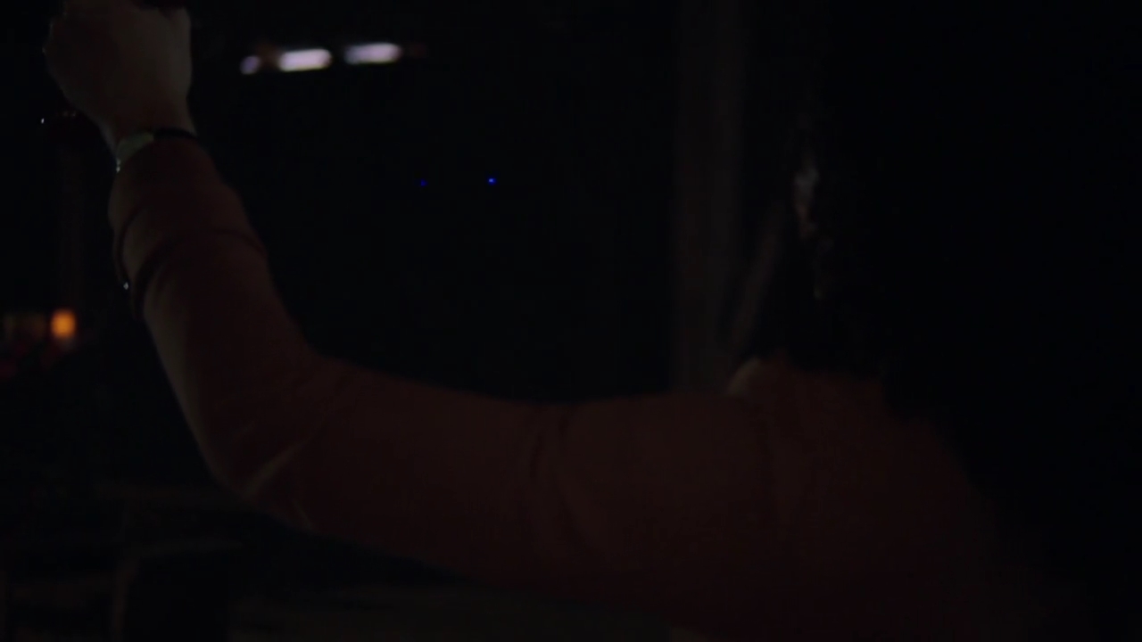 Charmed-Online-dot-nl_Charmed-1x17Surrender01953.jpg