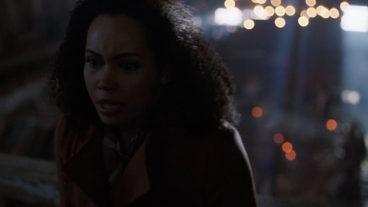 Charmed-Online-dot-nl_Charmed-1x17Surrender01955.jpg