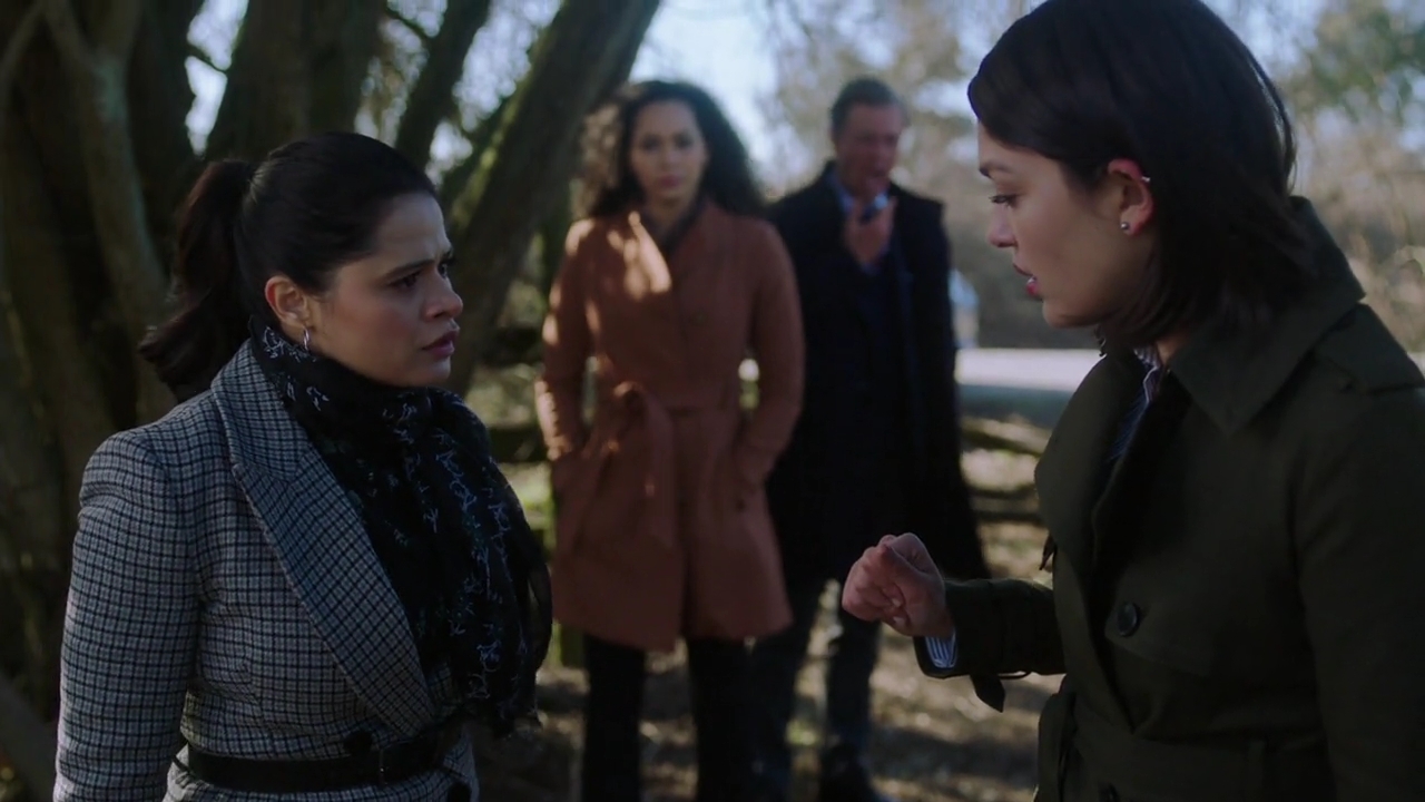 Charmed-Online-dot-nl_Charmed-1x17Surrender02021.jpg